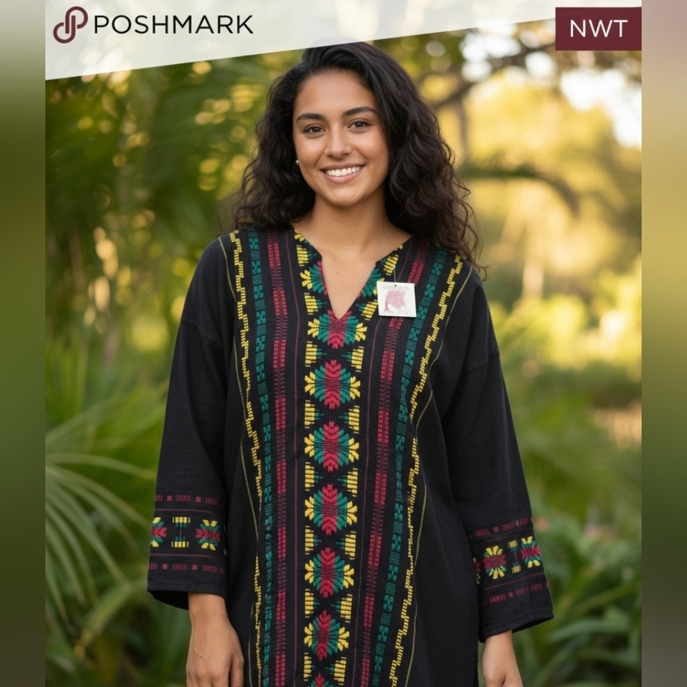Gypsy Rose Embroidered Boho Tunic Top Black Size Large NWT